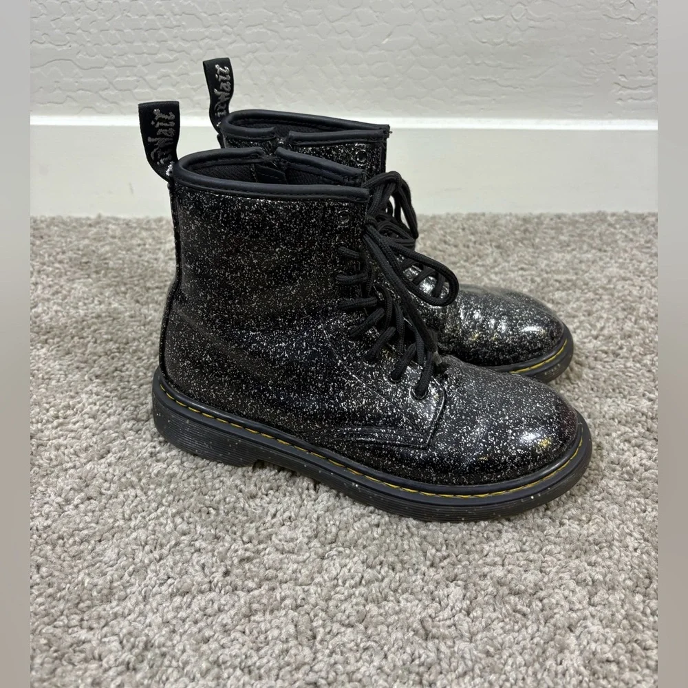 Dr. Martens Girls' 1460 J Glitter Boots size 3‎ Cosmic Glitter